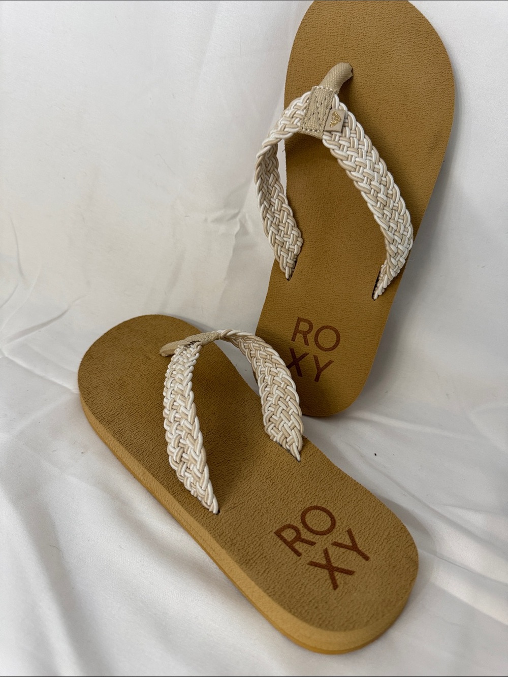 Roxy Braided Cream Strap Brown Footbed Flip Flop Sandals